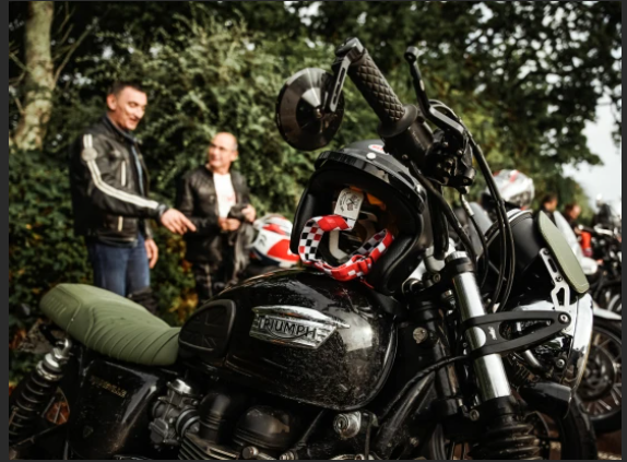 Balade moto organisée par Triumph Nantes